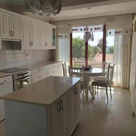 Sifne Yali'da 4 9kisi Yatak Kapasite Manzarali בית נופש *