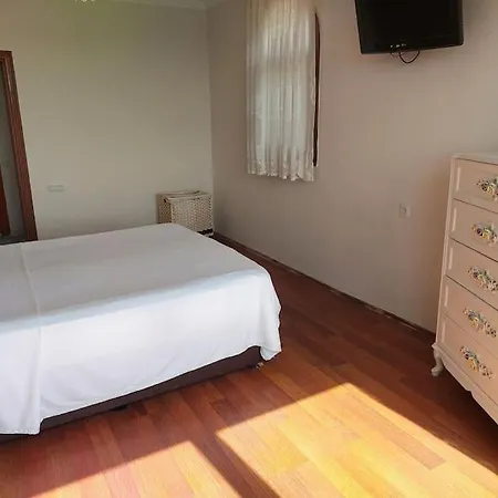 Sifne Yali'da 4 9kisi Yatak Kapasite Manzarali *