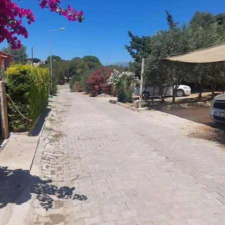 Sifne Yali'da 4 9kisi Yatak Kapasite Manzarali