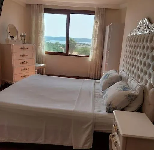 Sifne Yali'da 4 9kisi Yatak Kapasite Manzarali Semesterbostad *