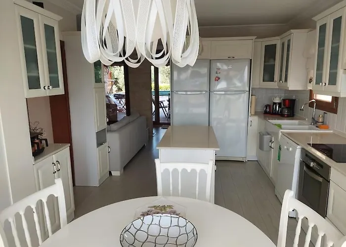 Semesterbostad Sifne Yali'da 4 9kisi Yatak Kapasite Manzarali