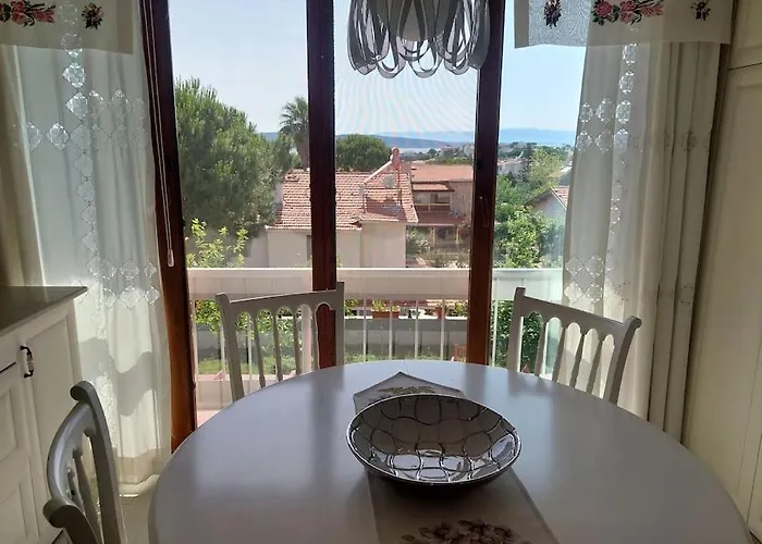 Sifne Yali'da 4 9kisi Yatak Kapasite Manzarali Semesterbostad *