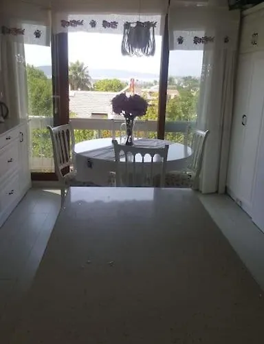 Sifne Yali'da 4 9kisi Yatak Kapasite Manzarali 度假居 Çeşme