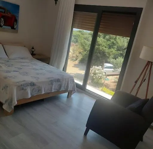 度假居 Sifne Yali'da 4 9kisi Yatak Kapasite Manzarali Çeşme