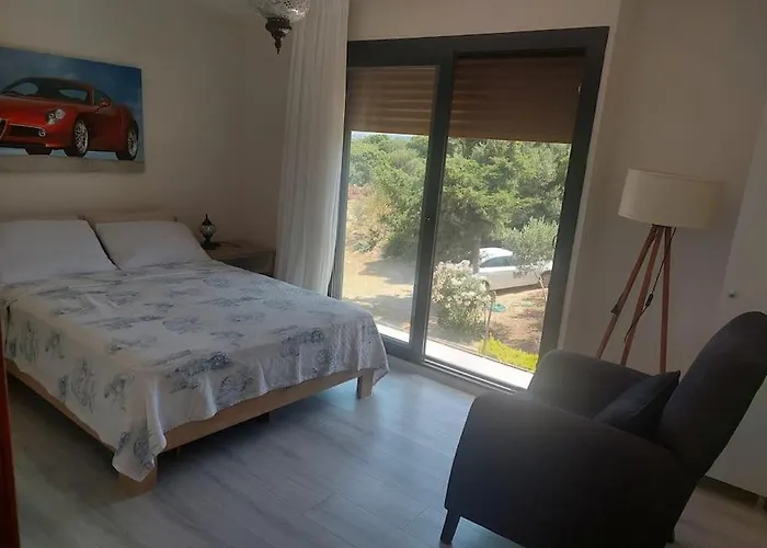 度假居 Sifne Yali'da 4 9kisi Yatak Kapasite Manzarali Çeşme